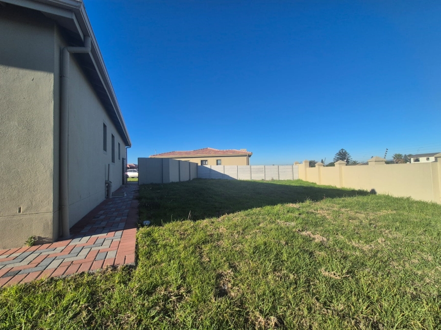 To Let 3 Bedroom Property for Rent in Stellendale Western Cape